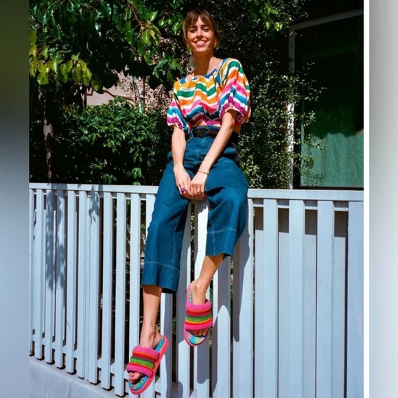 Farm Rio Blue Macaw Crochet Anatomic Slide Sandal - Picture 3 of 12